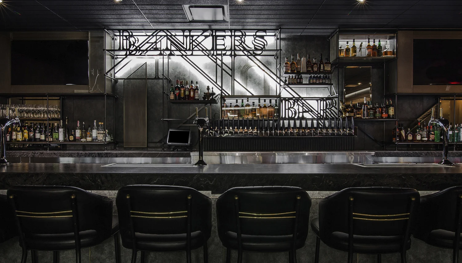 Earls.67 — design reference 3